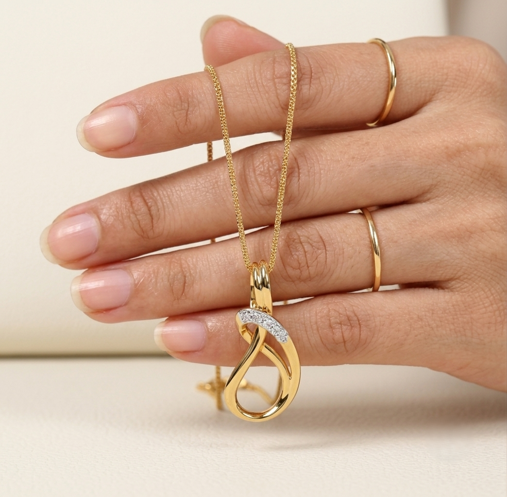 The Gold Plated 925 Silver Pendant