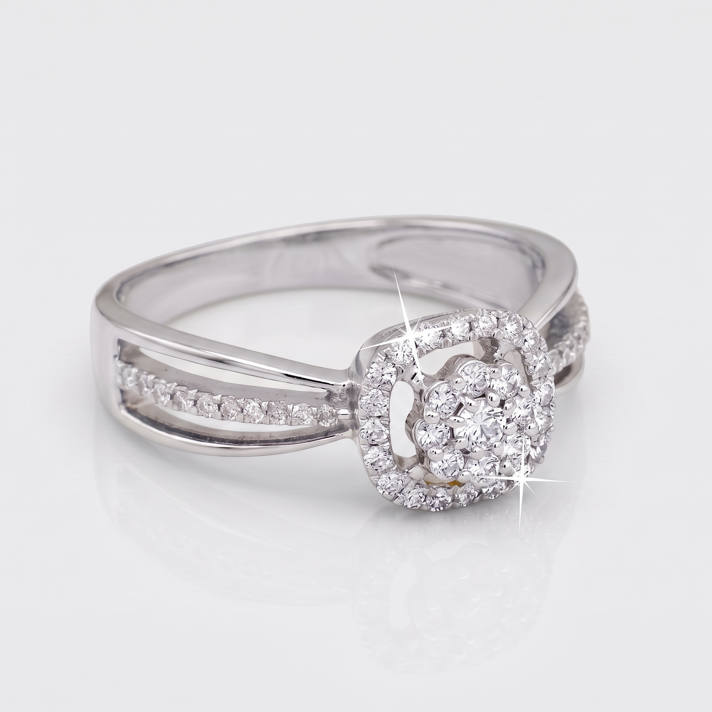 The Cushion Shape 925 Silver Ring