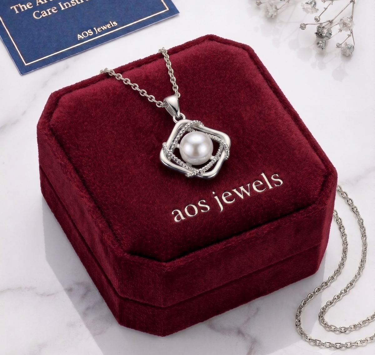 The 'Intertwined Elegance' Pearl Pendant