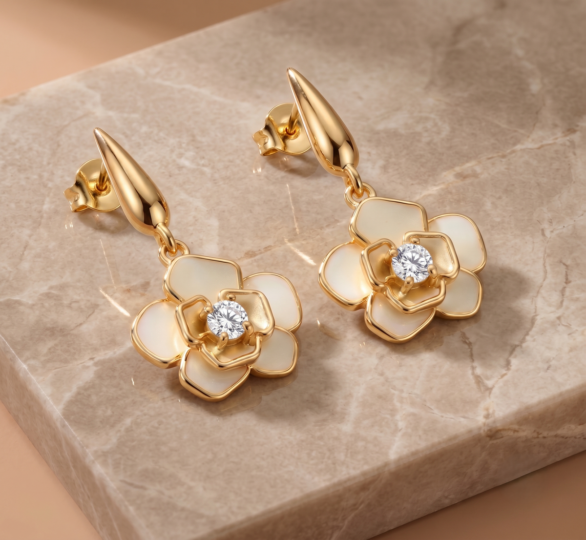 The Snowdrop Silver Dangle Earrings