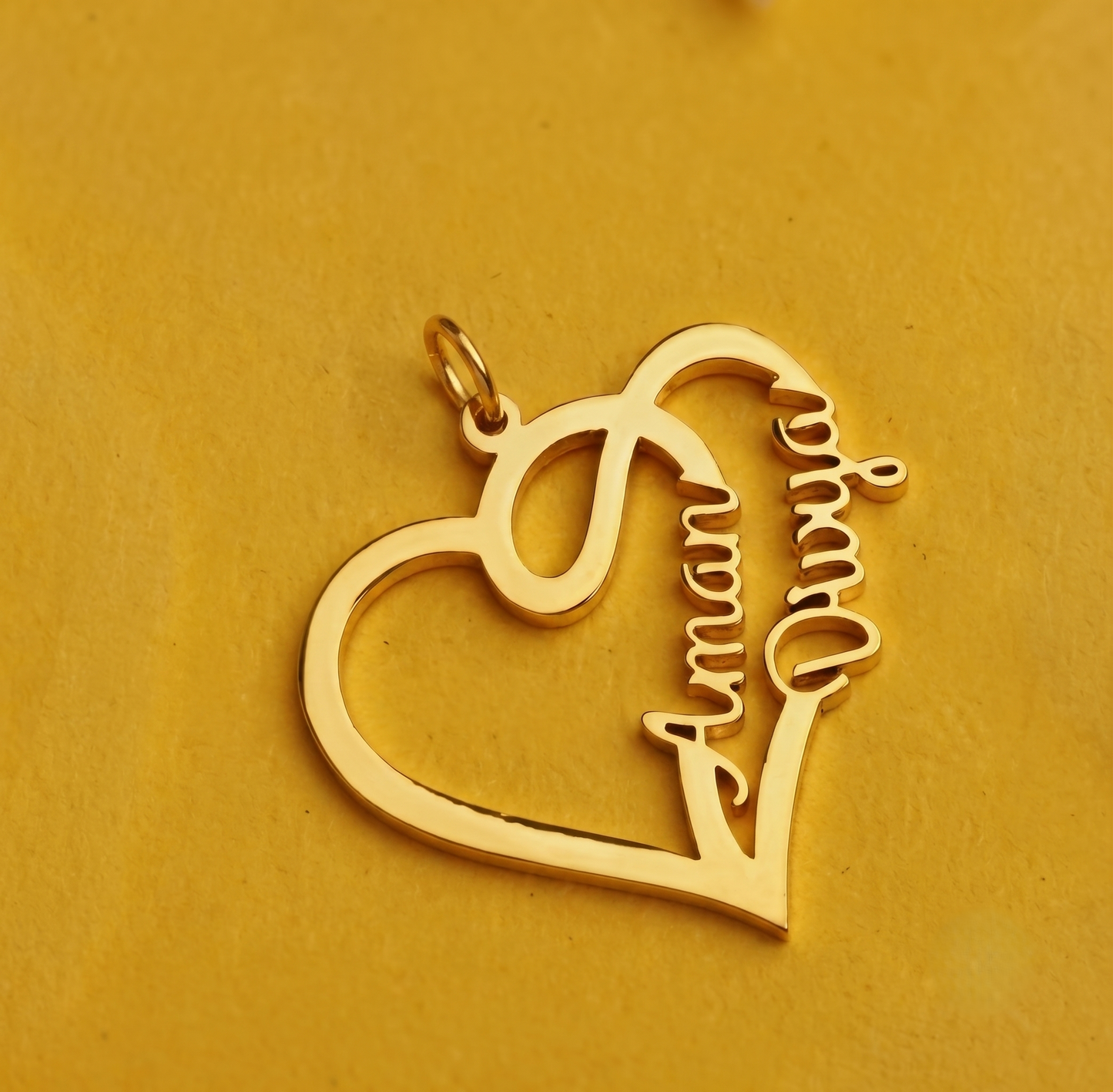 The Haert Name Chain Pendant in 925 Silver