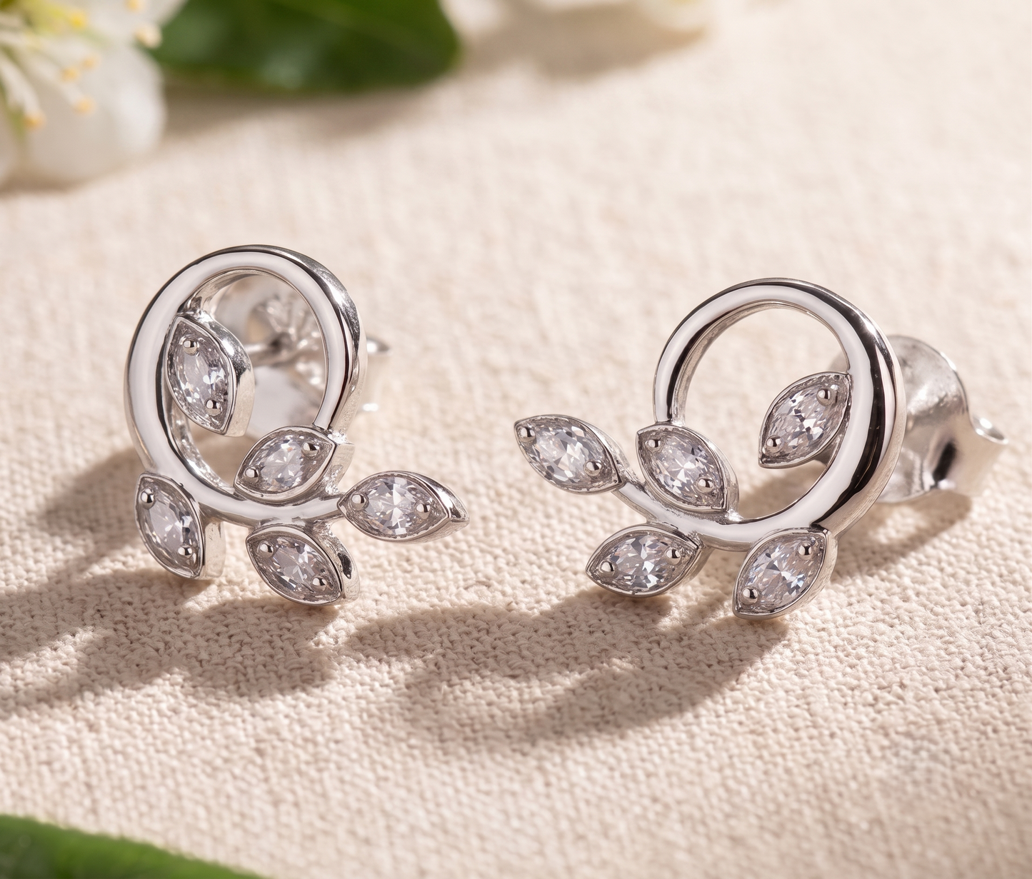 Sparkling Marquise Leaf Motif Silver Earrings