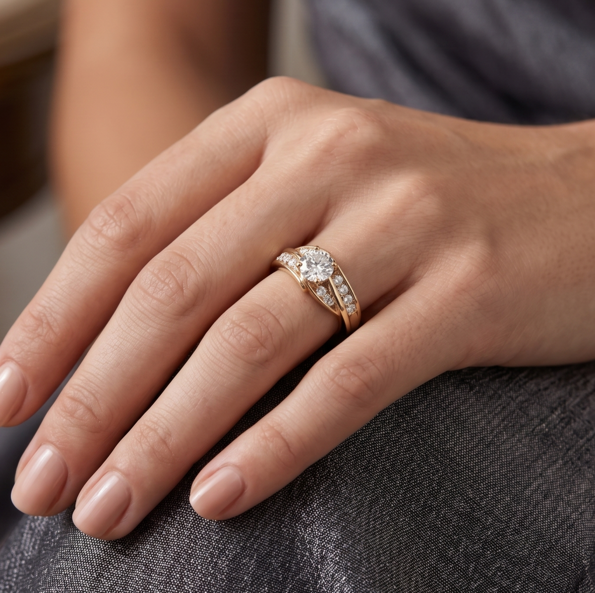 925 Sterling Silver Round Brilliant Swirl Bypass Ring