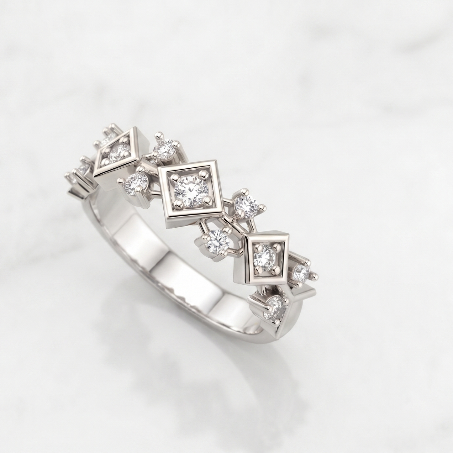 A silver band ring with a geometric 925 Silver Ring