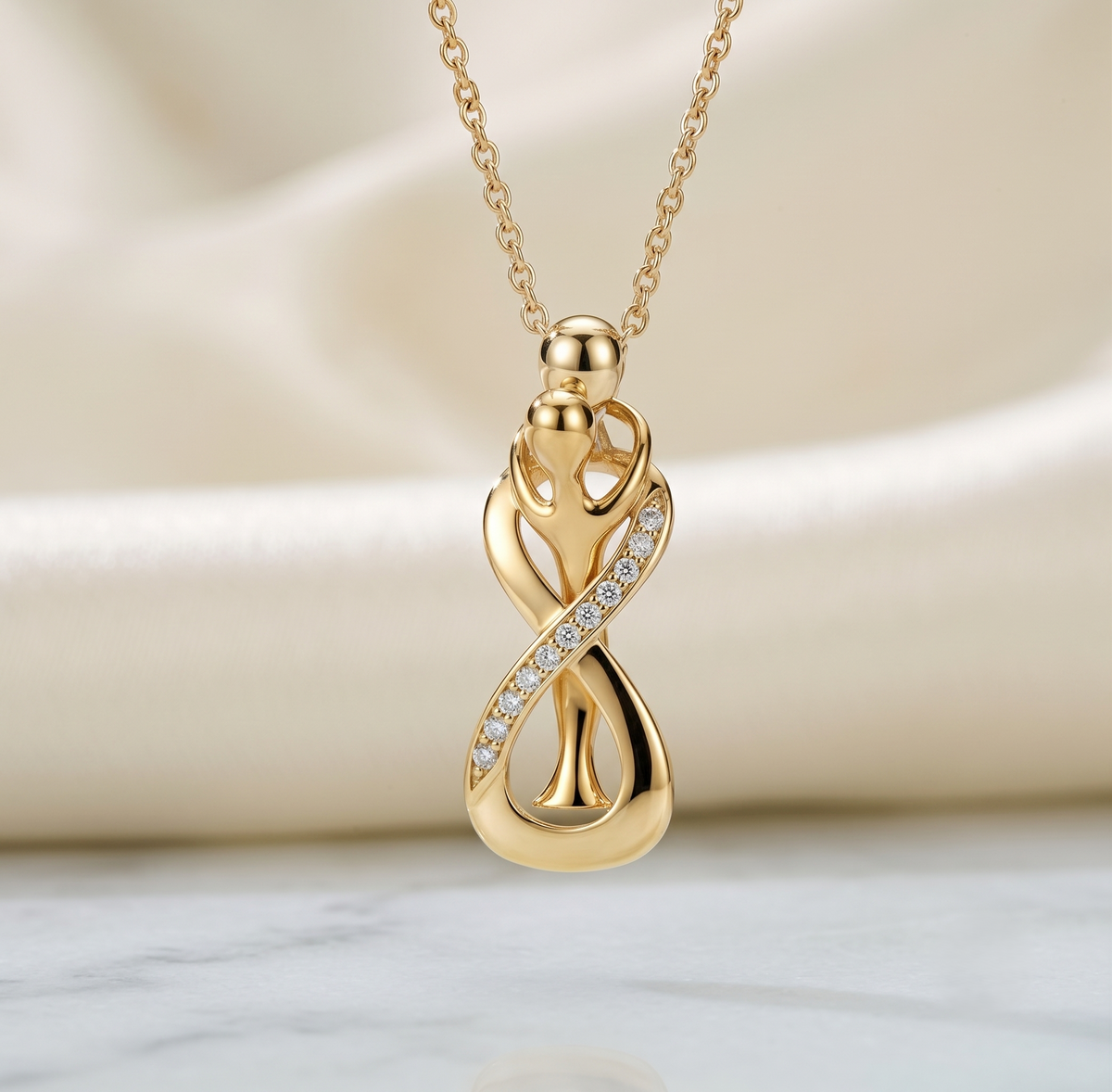 925 Silver & Silver Infinity Silhouette Chain Pendant