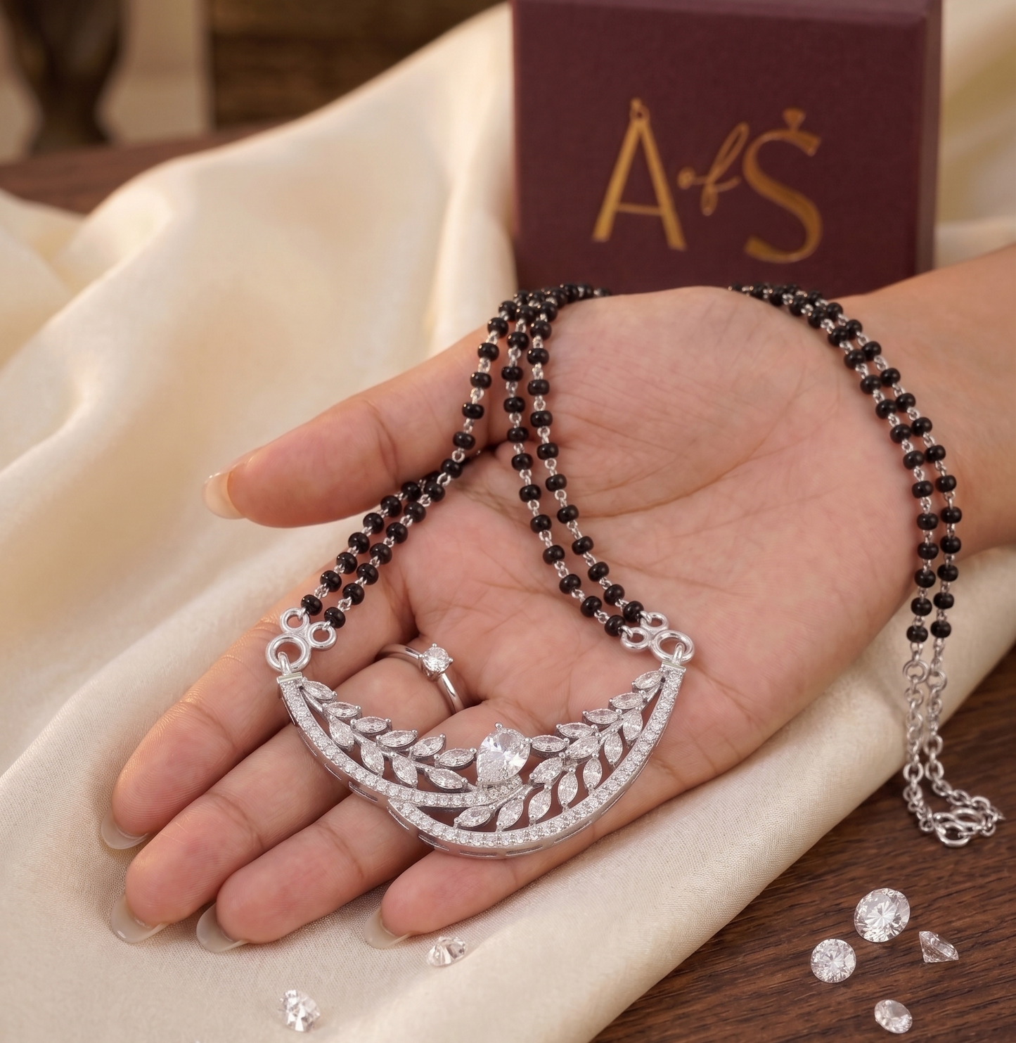 925 Silver Botanical Leaf Crescent Mangalsutra