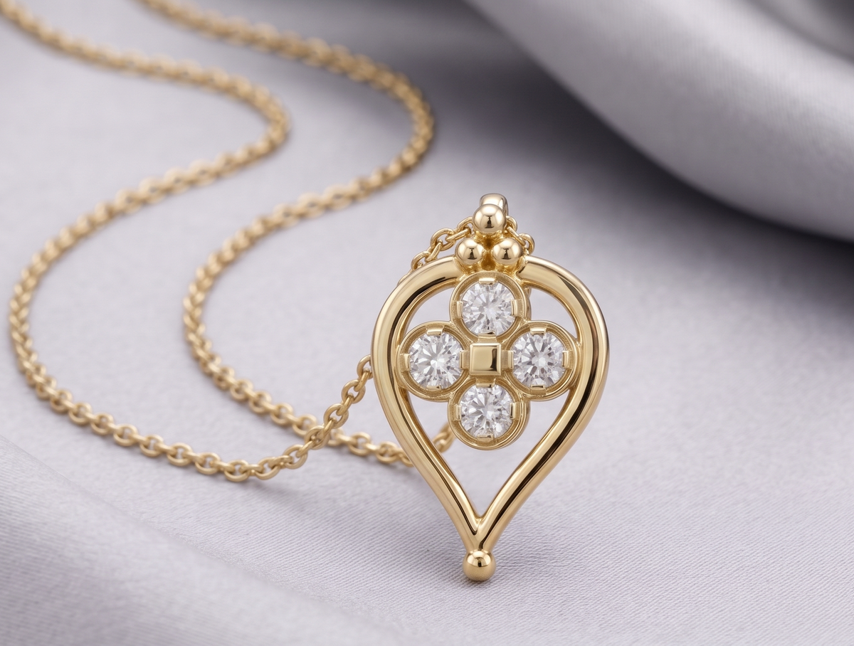 Sterling Silver Teardrop Quatrefoil Chain Pendant