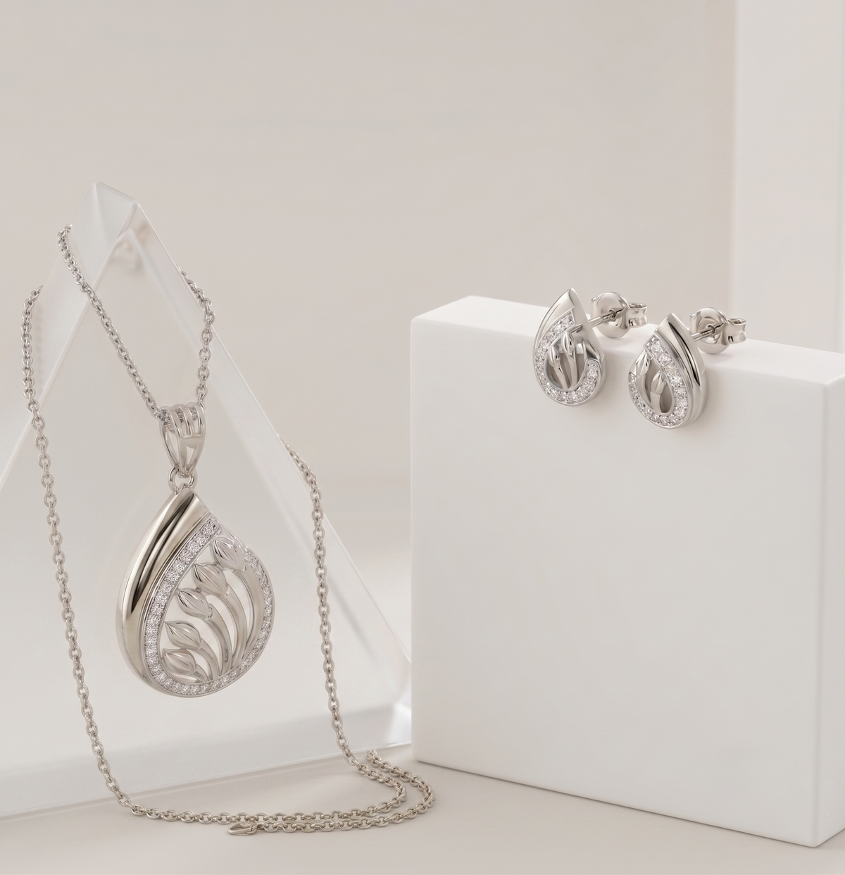 Interlocking Cutwork Floral Teardrop Sterling Silver Pendant Set