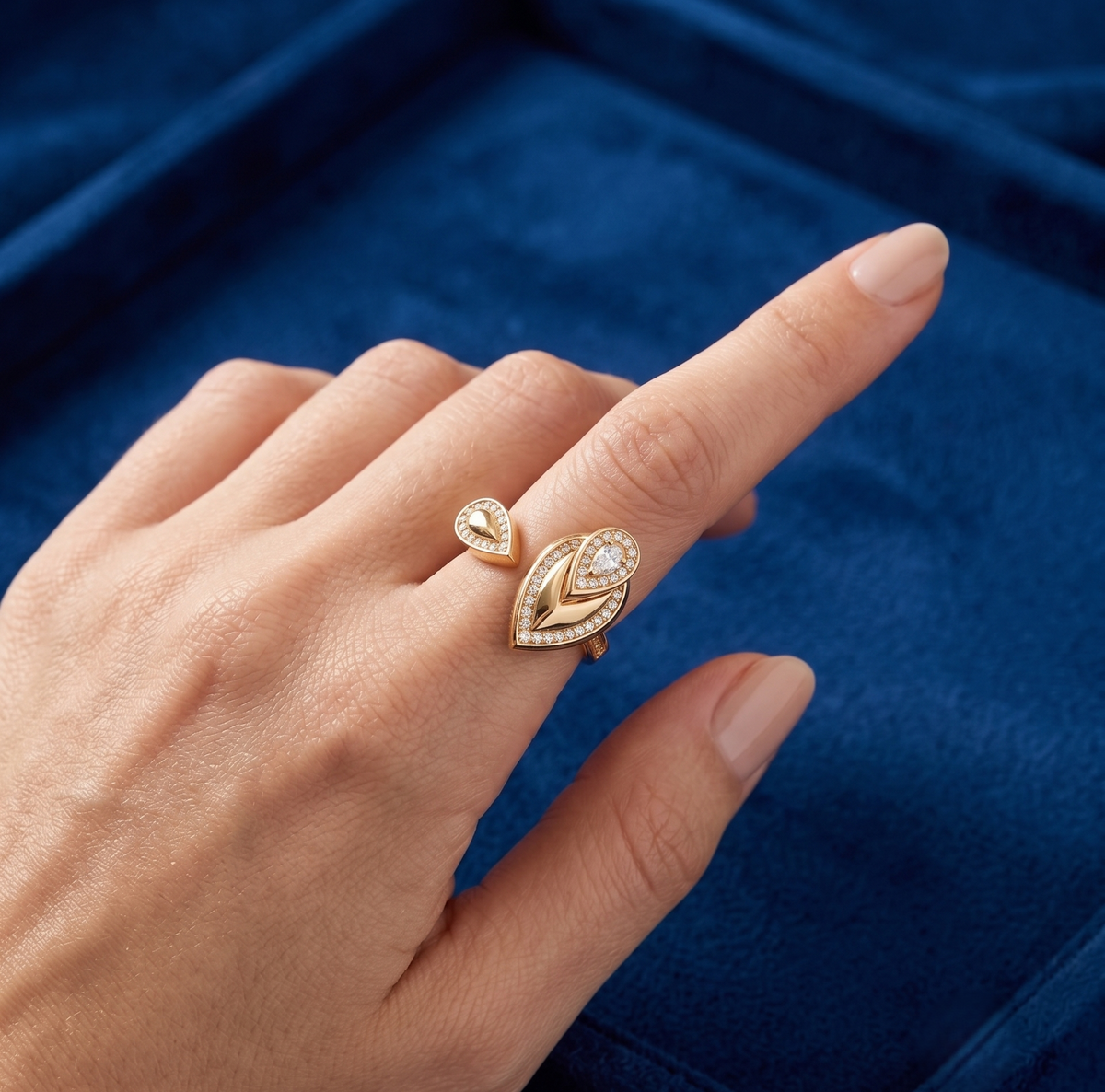 Modern Geometric Drop Silhouette Ring in Silver