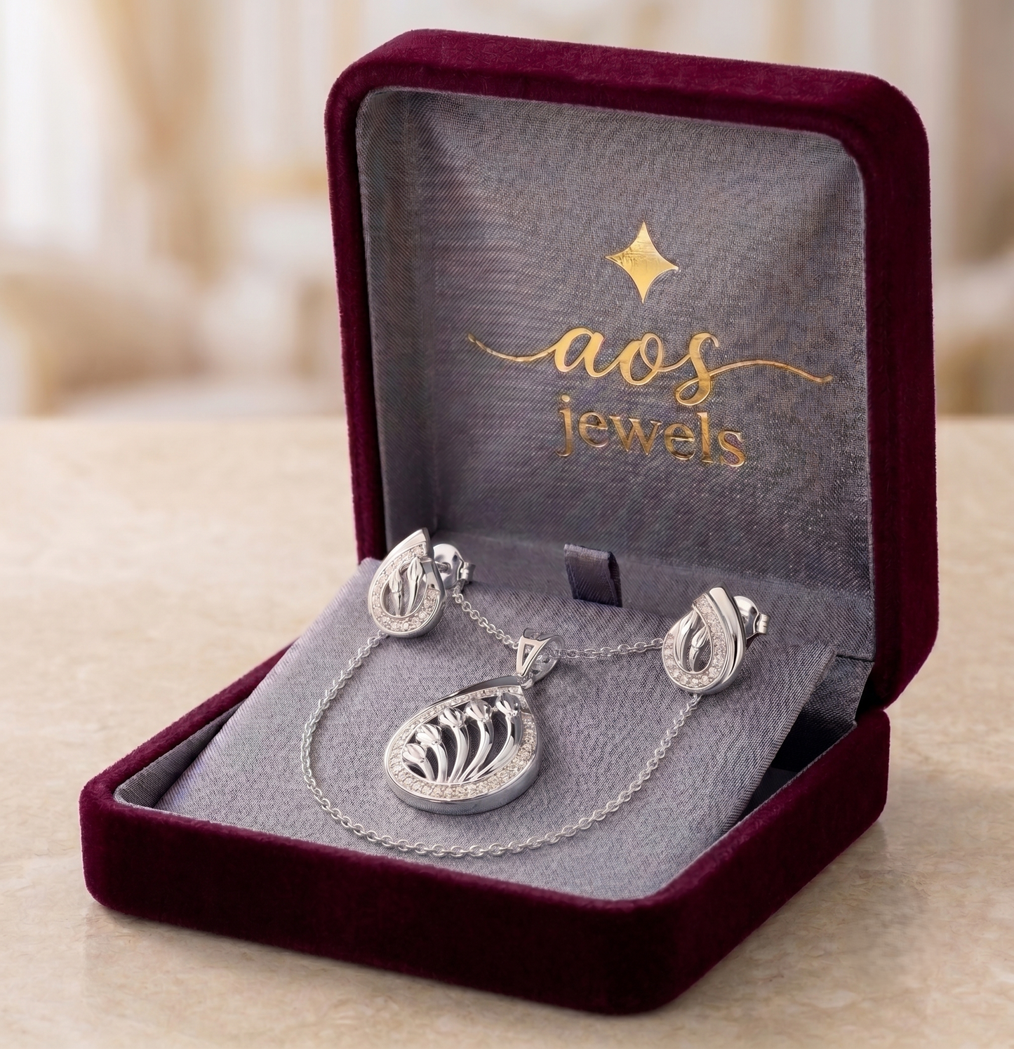 Interlocking Cutwork Floral Teardrop Sterling Silver Pendant Set