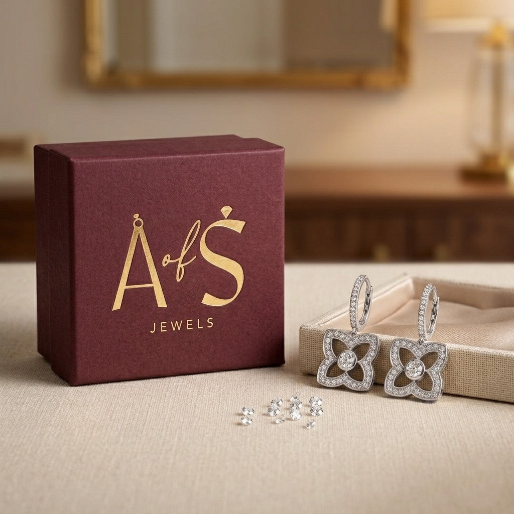 Quatrefoil Moissanite Huggie Drop Earrings