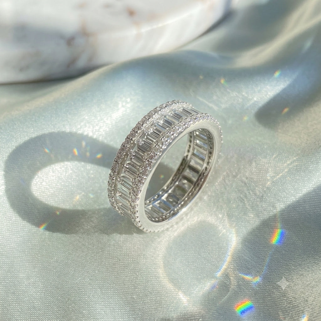 A silver eternity 925 silver ring