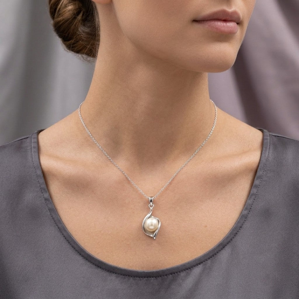 the star shaped 925 silver pendant