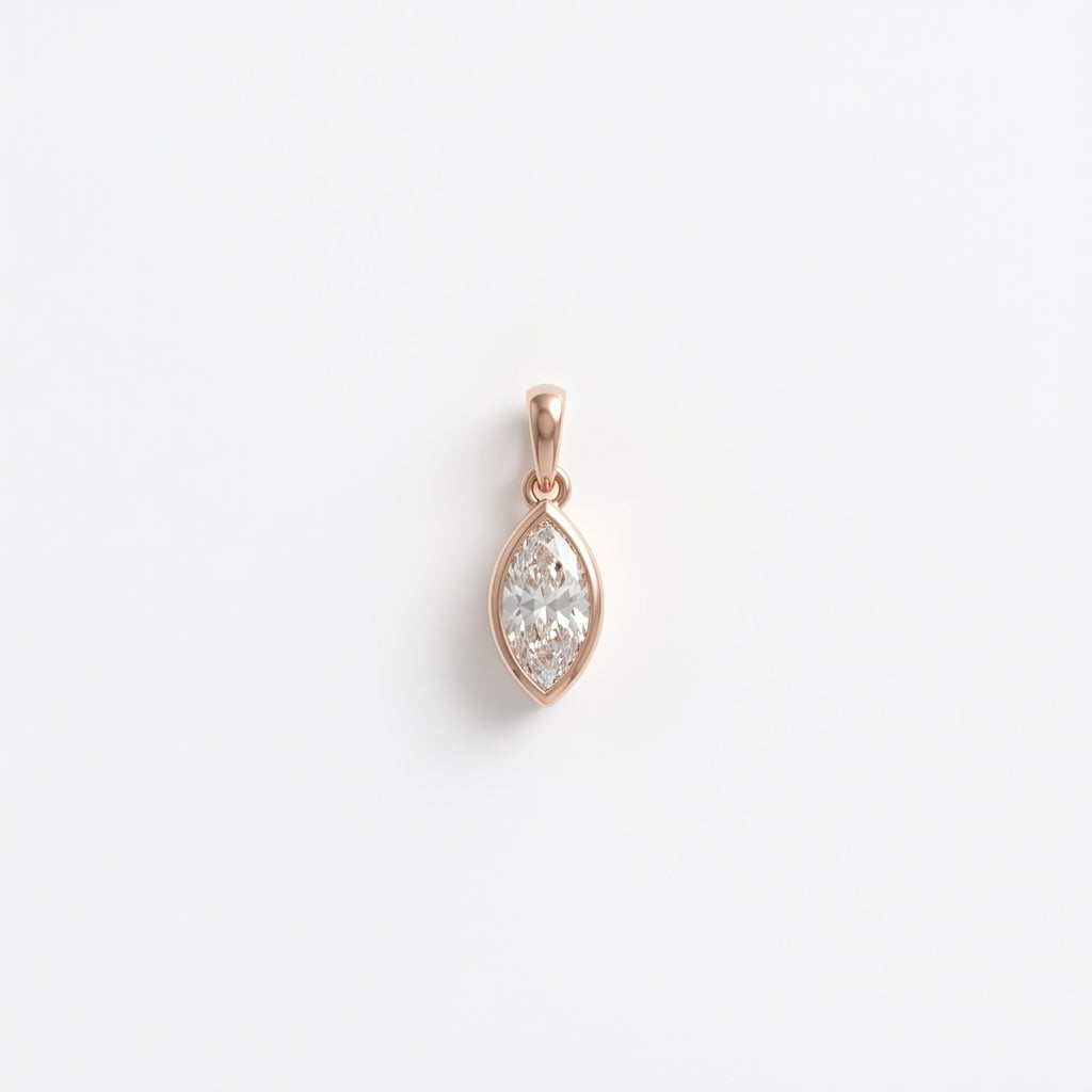The Uniqe Shape 925 Silver Chain Pendant