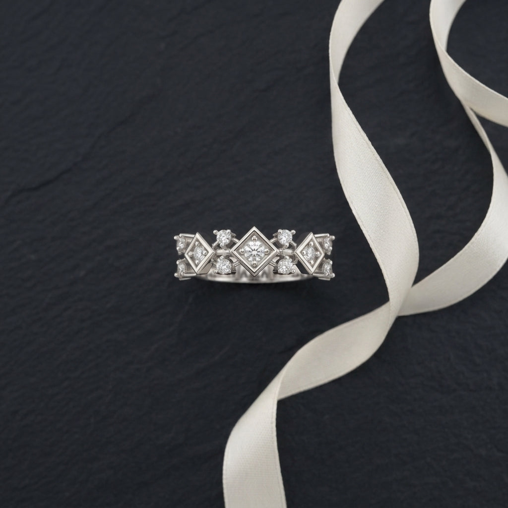 A silver band ring with a geometric 925 Silver Ring