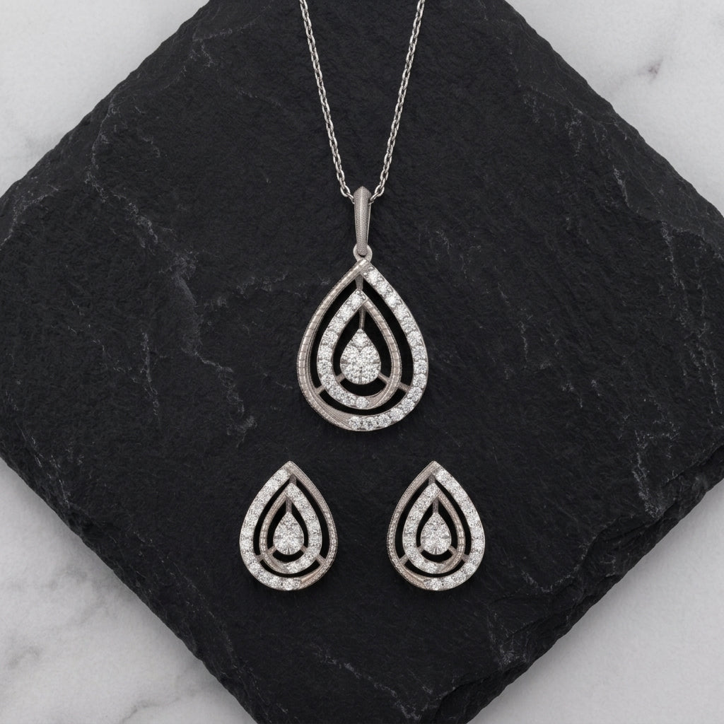The Pear Shape Silver Chain Pendant Set