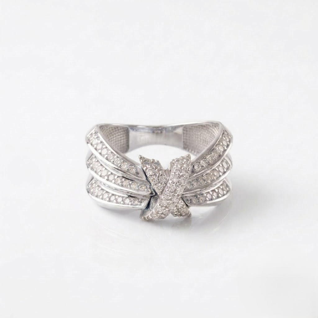 The 'Infinity Link' Wide Silver Ring
